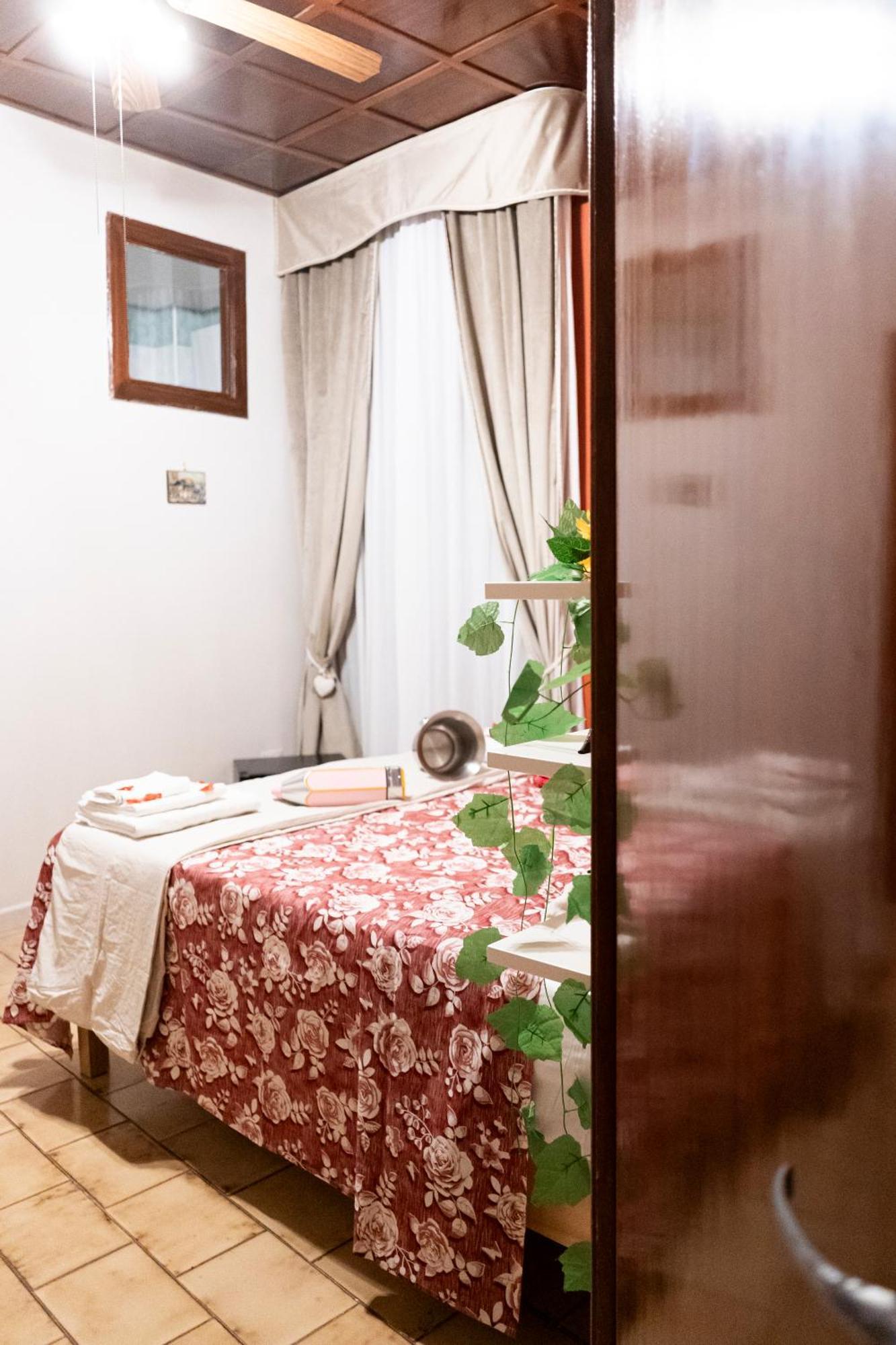 Affitta Camera Don Vittorio - Napoli Portacapuana Bagian luar foto